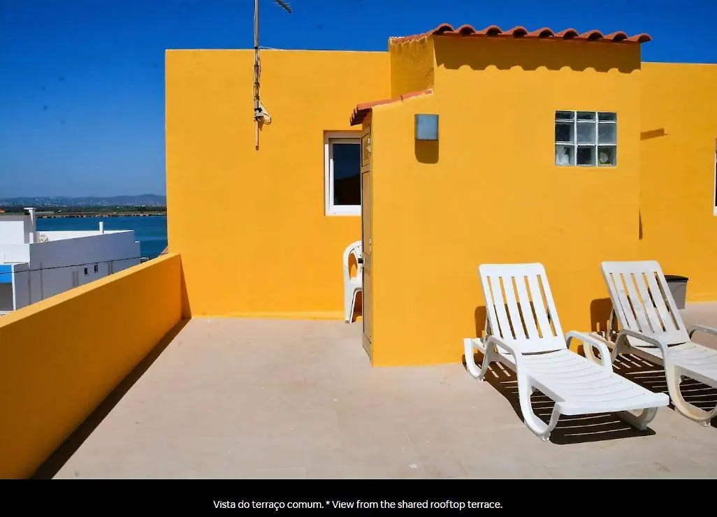 Blife Faro Beach Hostel & Rooms