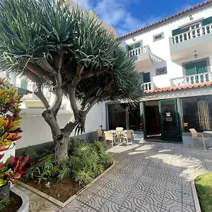 Valhalla Panorama - The Old Residencial Pina Penzion Funchal (Madeira)