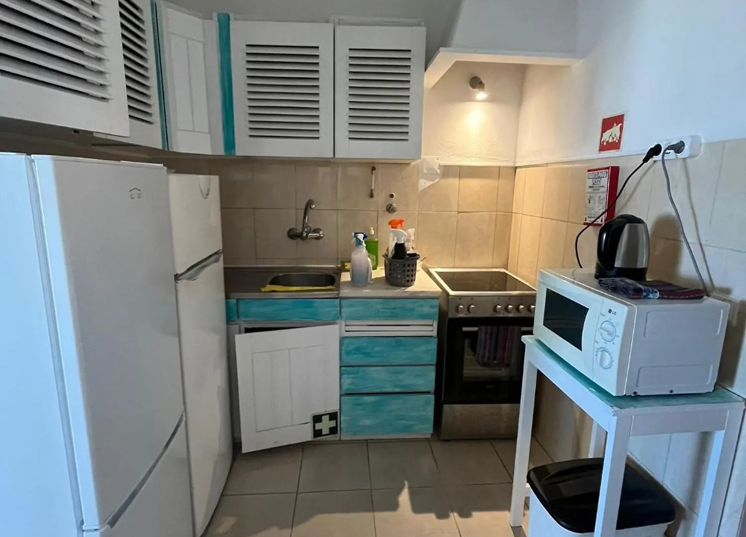 Blife Faro Beach Hostel & Rooms